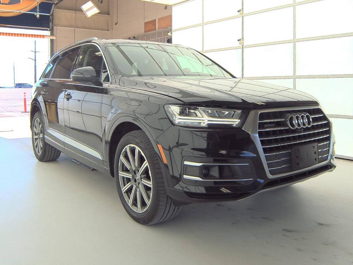 AUDI Q7 2018 WA1LAAF73JD053588 image