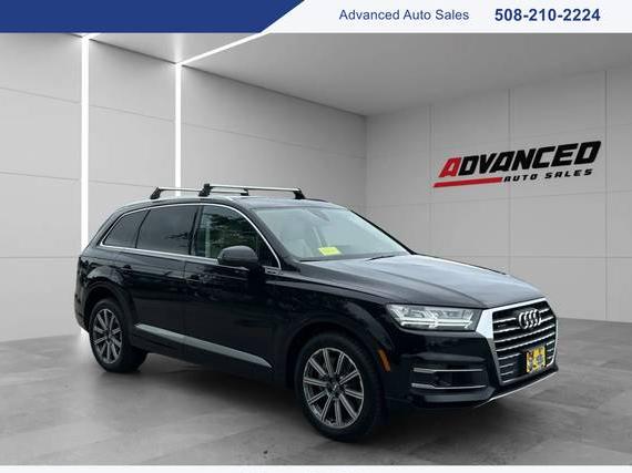 AUDI Q7 2018 WA1VAAF70JD051015 image