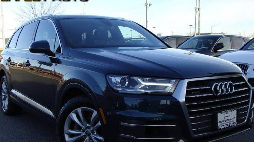 AUDI Q7 2018 WA1LAAF75JD023718 image