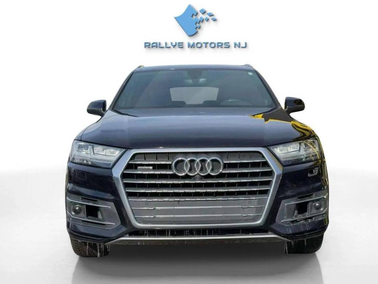 AUDI Q7 2018 WA1VAAF78JD041607 image