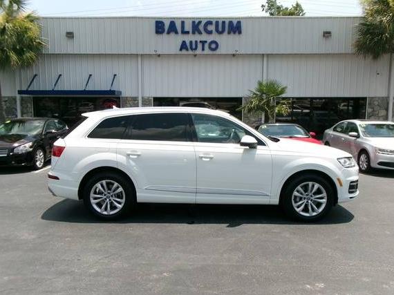 AUDI Q7 2018 WA1LAAF76JD022772 image
