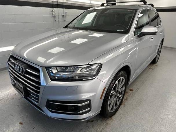 AUDI Q7 2018 WA1VAAF73JD005551 image