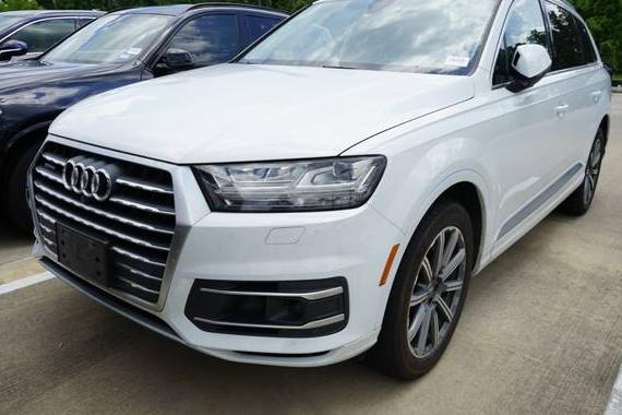 AUDI Q7 2018 WA1VAAF77JD017038 image