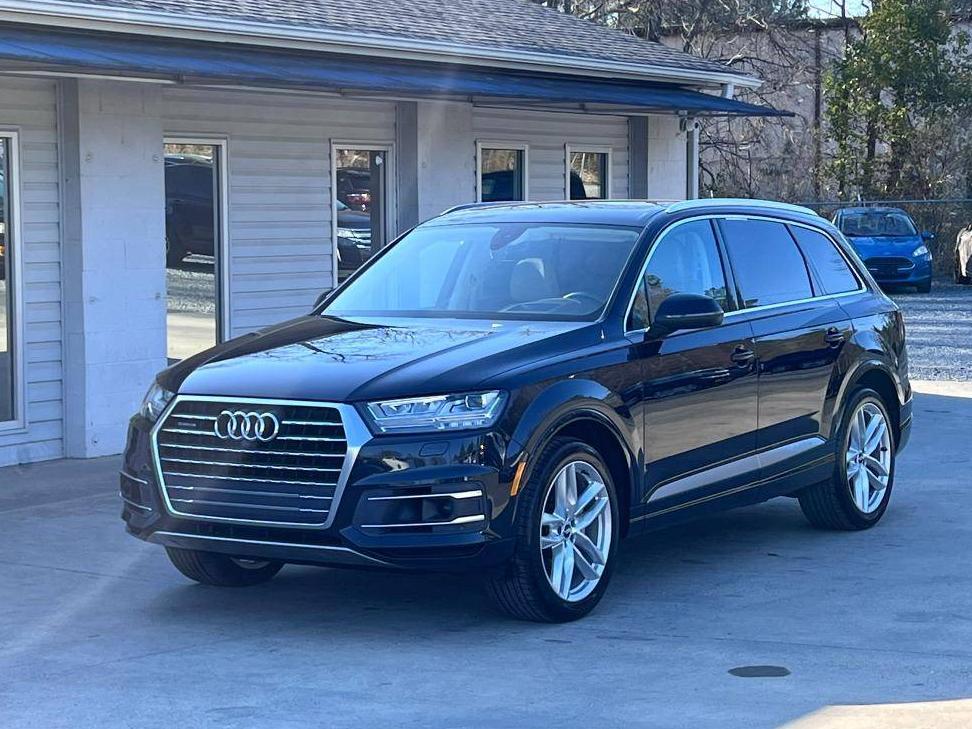 AUDI Q7 2018 WA1VAAF70JD008326 image