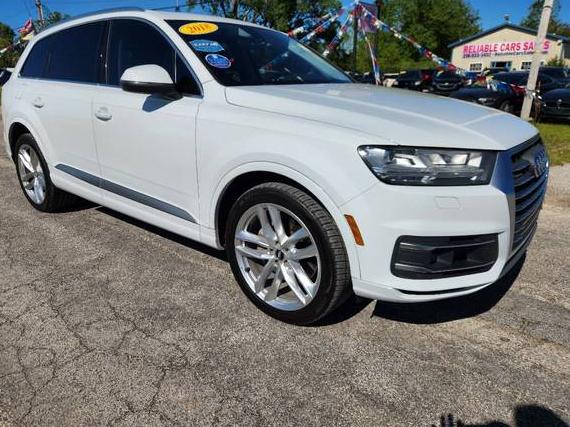 AUDI Q7 2018 WA1VAAF73JD039019 image