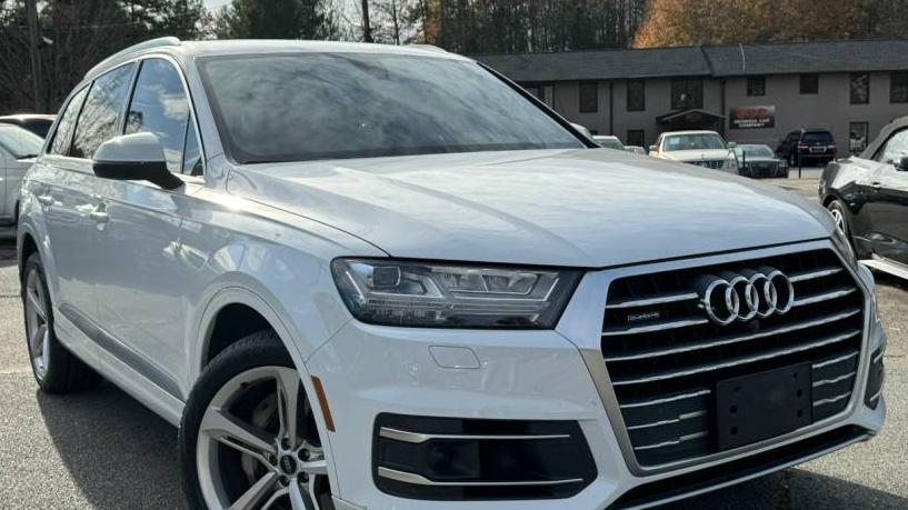 AUDI Q7 2018 WA1LAAF79JD052400 image