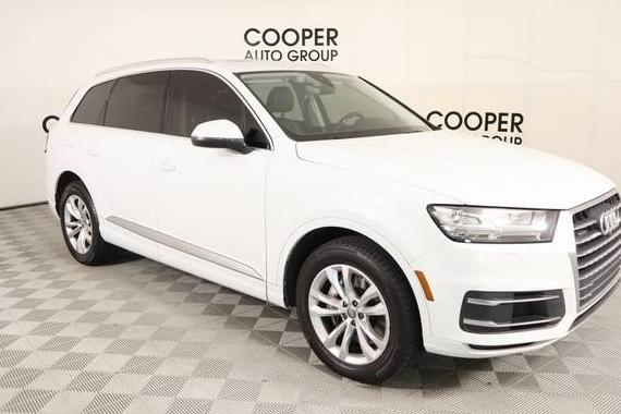 AUDI Q7 2018 WA1LAAF75JD004148 image