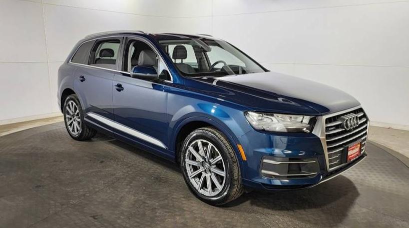 AUDI Q7 2018 WA1LAAF72JD030612 image