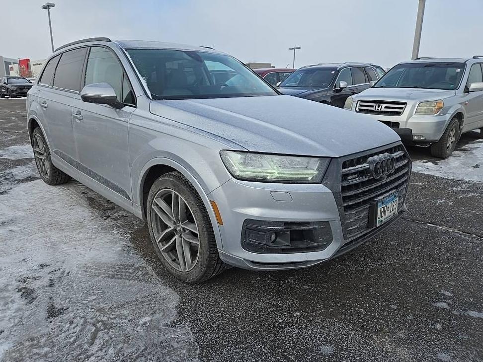 AUDI Q7 2018 WA1VAAF7XJD047649 image