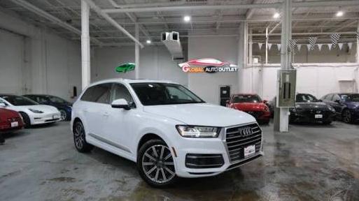 AUDI Q7 2018 WA1VAAF73JD022091 image