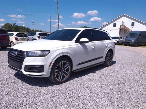 AUDI Q7 2018 WA1VAAF73JD024942 image
