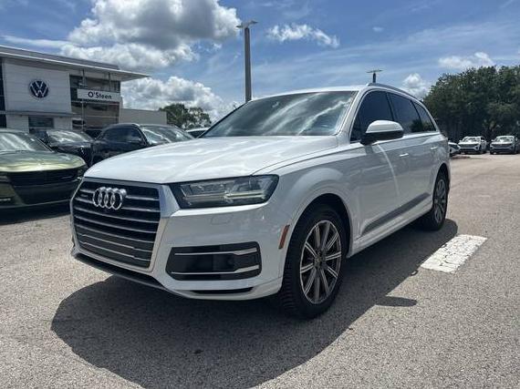 AUDI Q7 2018 WA1VAAF75JD020990 image