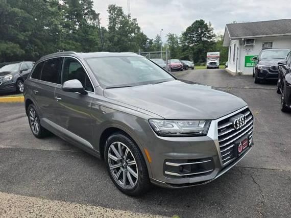 AUDI Q7 2018 WA1LAAF77JD002501 image
