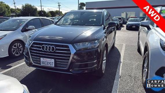AUDI Q7 2018 WA1VAAF73JD004111 image