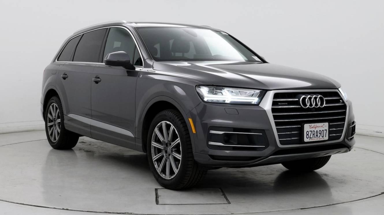 AUDI Q7 2018 WA1LHAF79JD042400 image