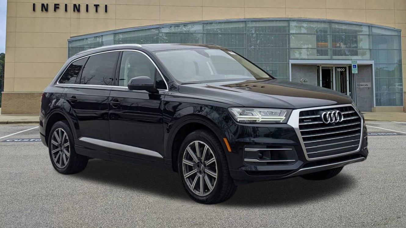 AUDI Q7 2018 WA1VAAF71JD006469 image