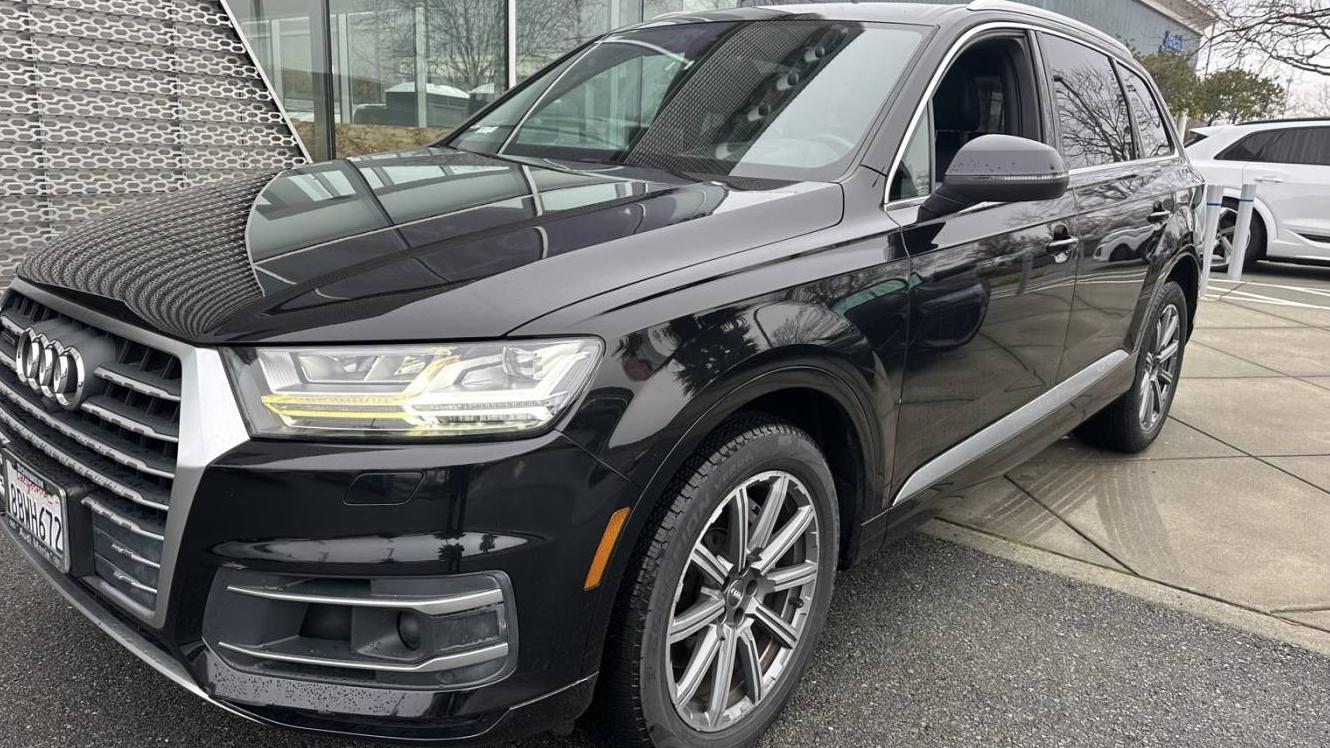 AUDI Q7 2018 WA1VAAF70JD022534 image