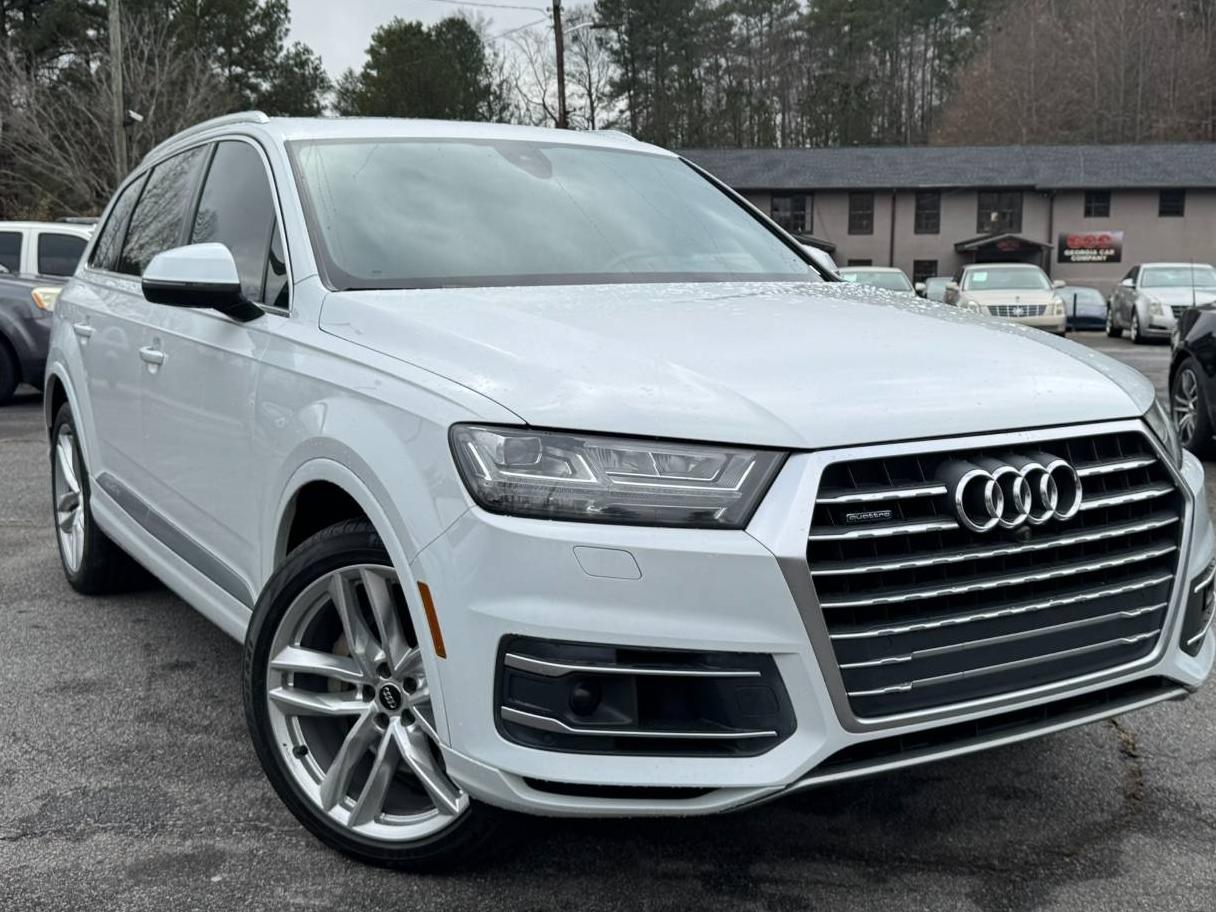 AUDI Q7 2018 WA1VAAF77JD051366 image