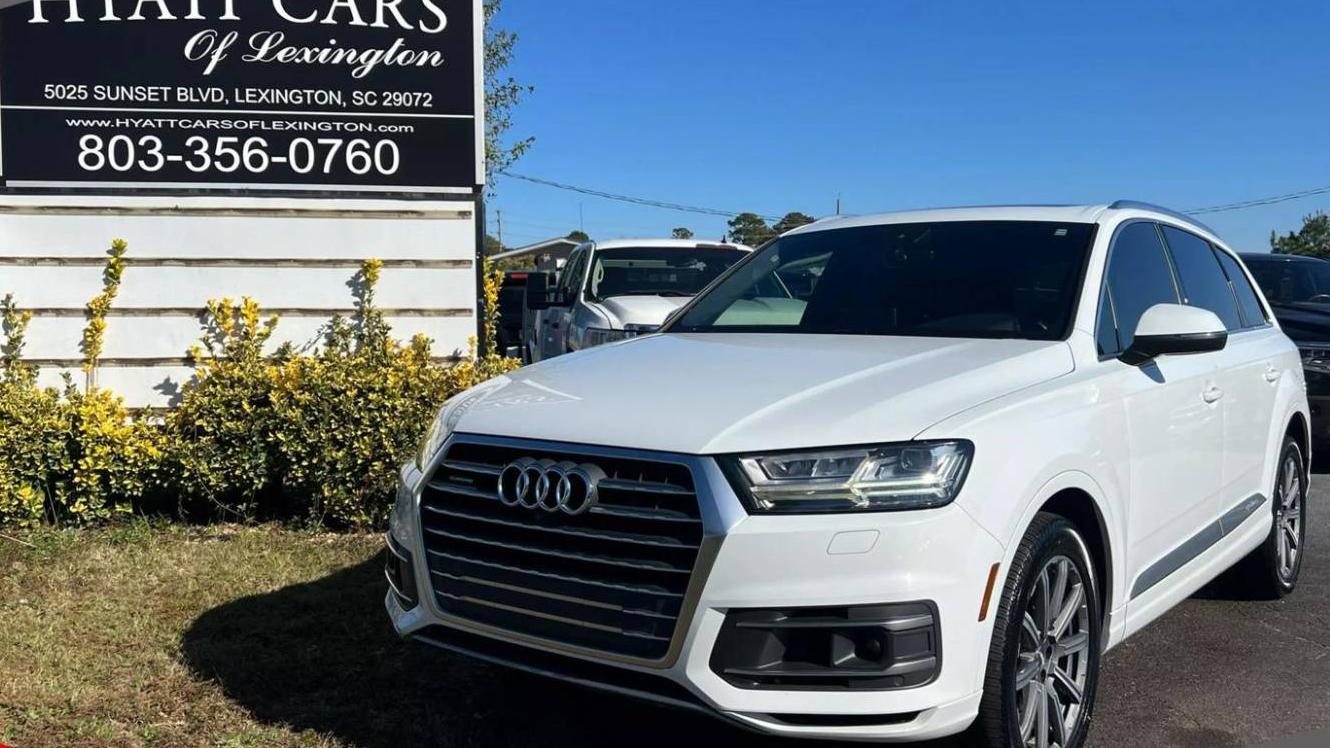 AUDI Q7 2018 WA1LAAF70JD020578 image