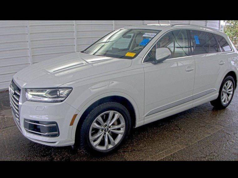 AUDI Q7 2018 WA1LABF71JD038500 image