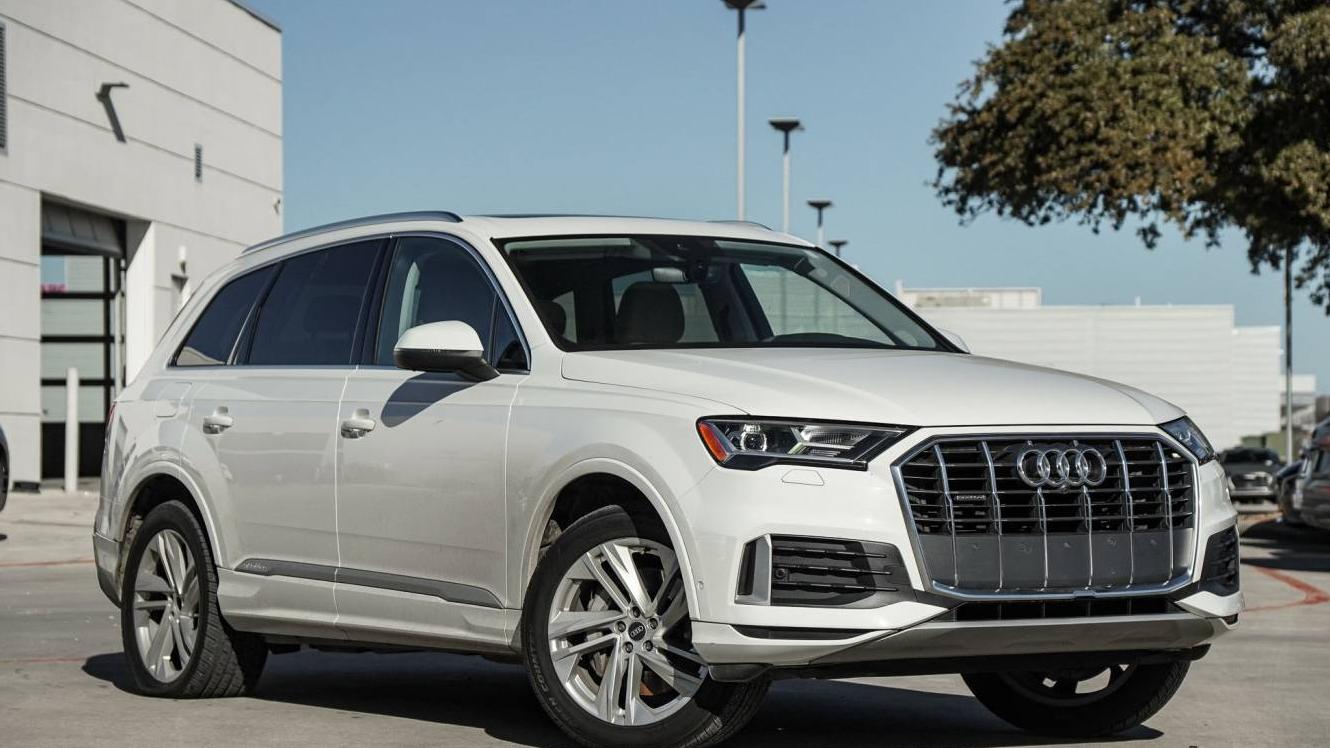 AUDI Q7 2021 WA1LJAF70MD023680 image