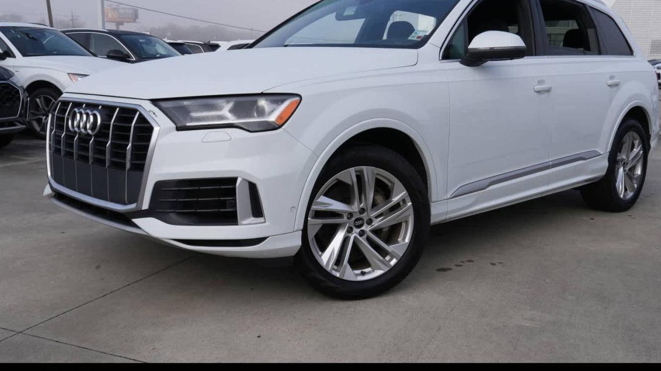 AUDI Q7 2021 WA1AXAF70MD041201 image