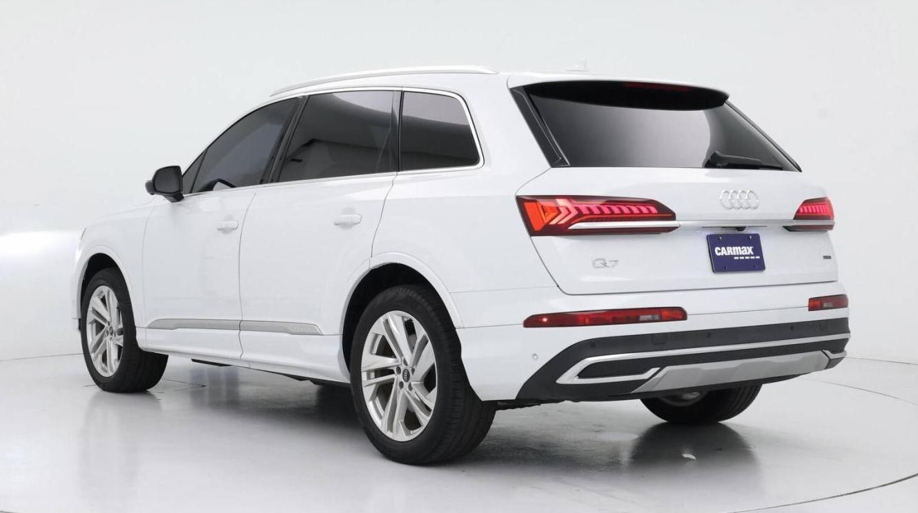 AUDI Q7 2021 WA1LJAF7XMD040406 image