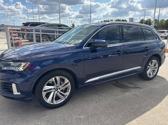AUDI Q7 2021 WA1VXAF77MD021156 image