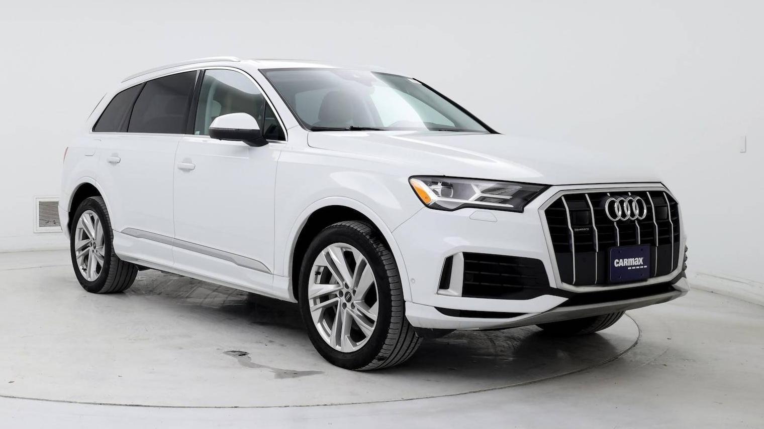 AUDI Q7 2021 WA1LXAF77MD041060 image