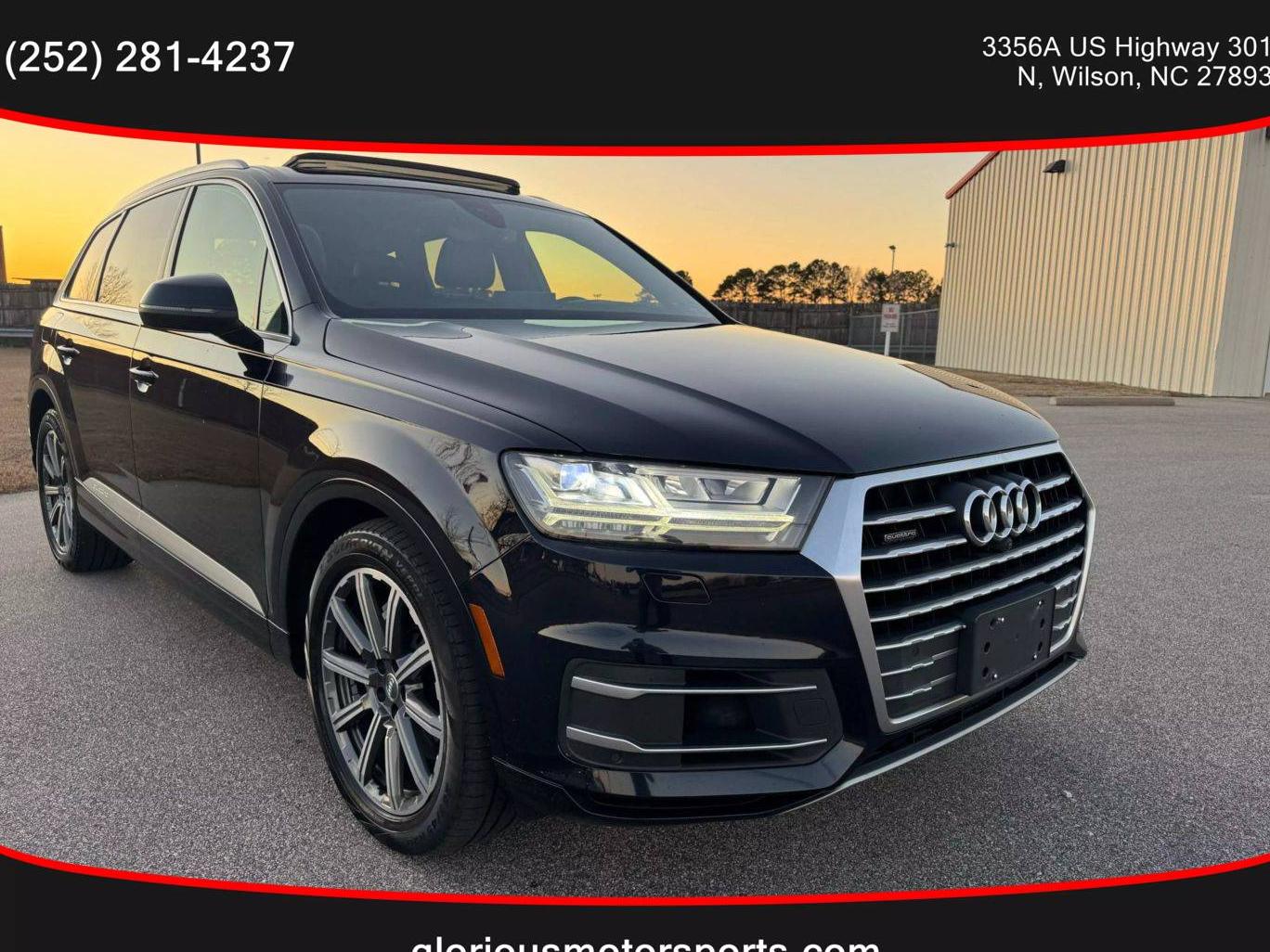 AUDI Q7 2017 WA1VAAF77HD011587 image