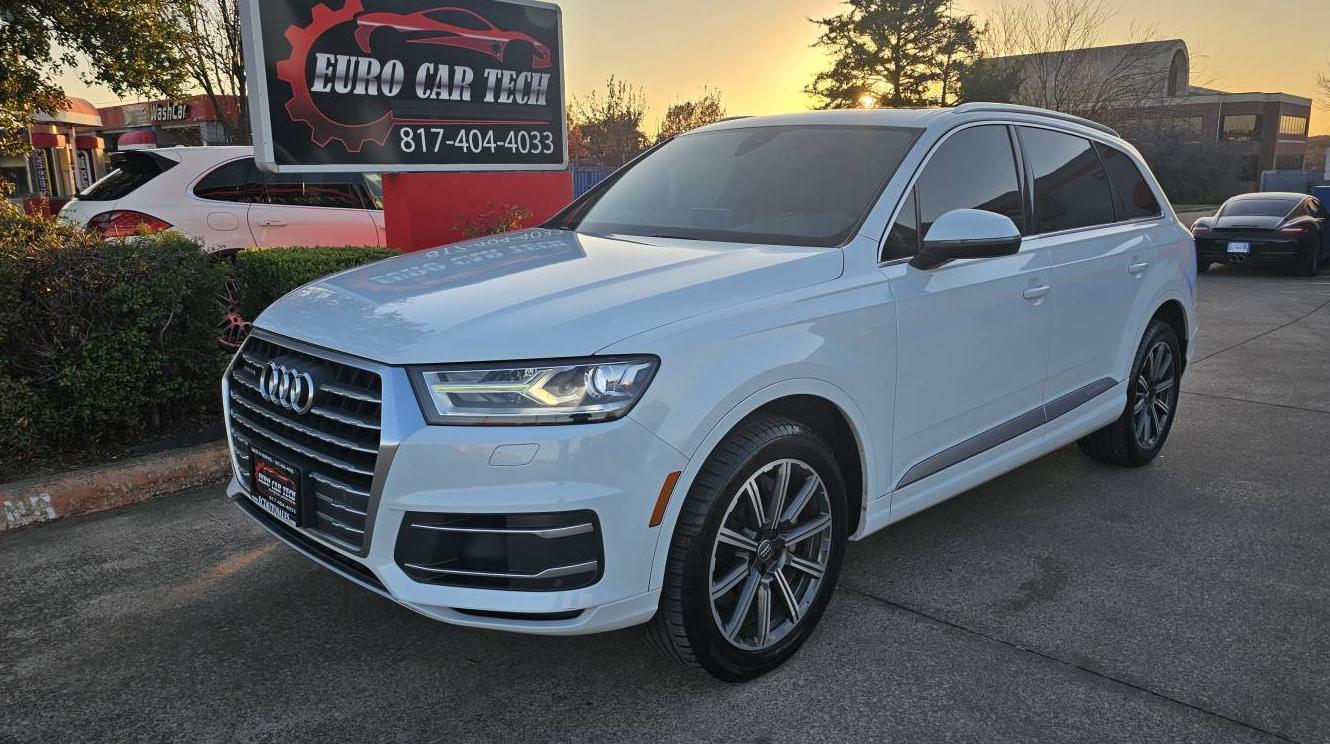 AUDI Q7 2017 WA1LAAF75HD022790 image