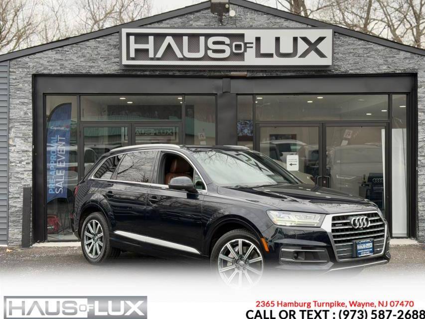 AUDI Q7 2017 WA1LHAF70HD053117 image