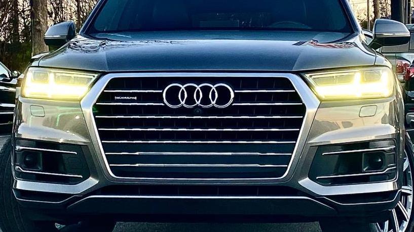 AUDI Q7 2017 WA1LAAF71HD021717 image