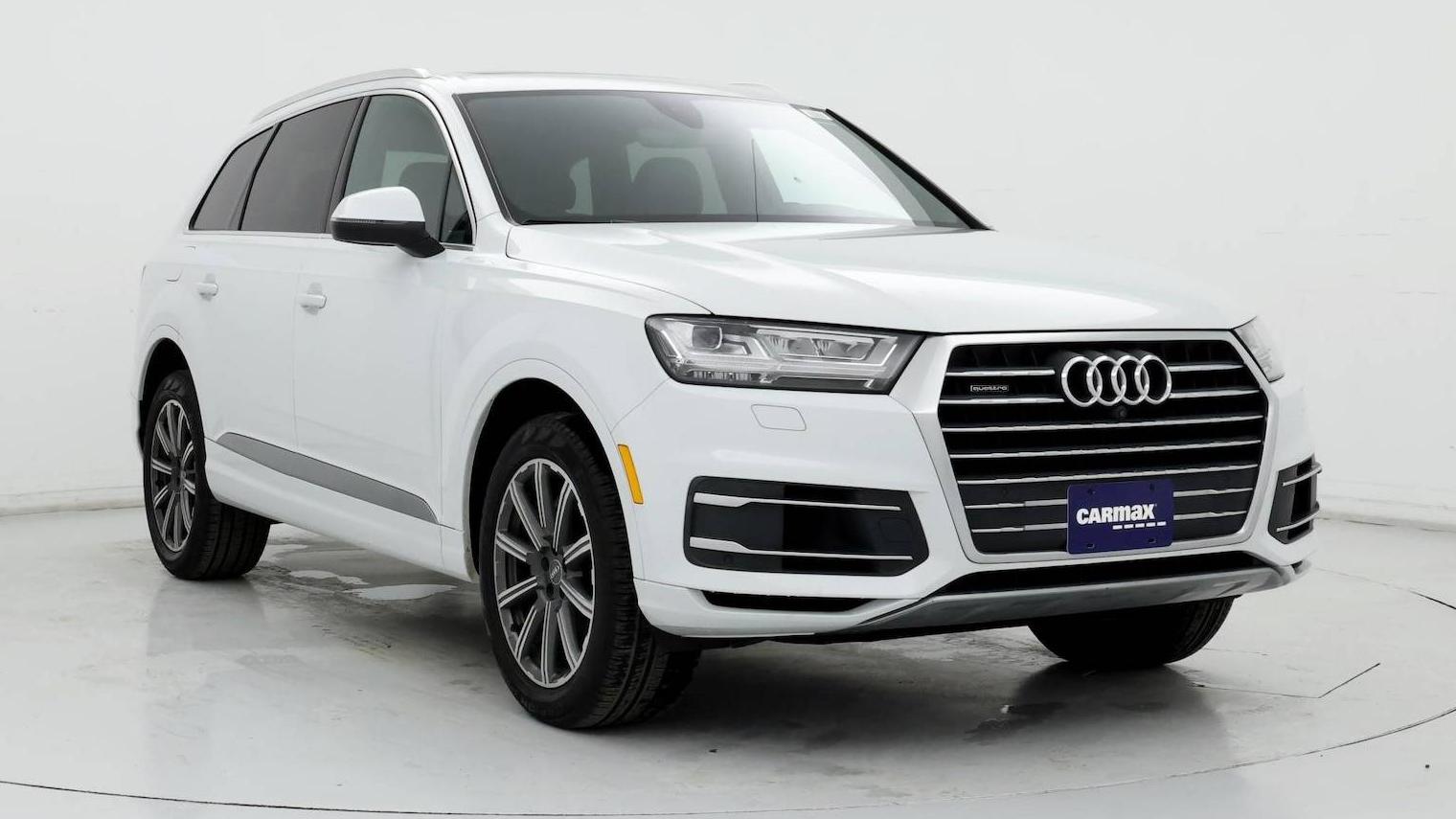 AUDI Q7 2017 WA1LAAF76HD026542 image