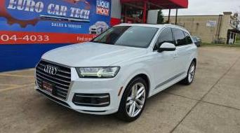 AUDI Q7 2017 WA1VAAF79HD014779 image