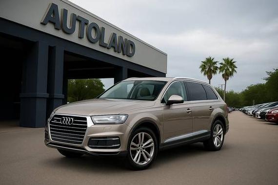 AUDI Q7 2017 WA1VAAF73HD034056 image