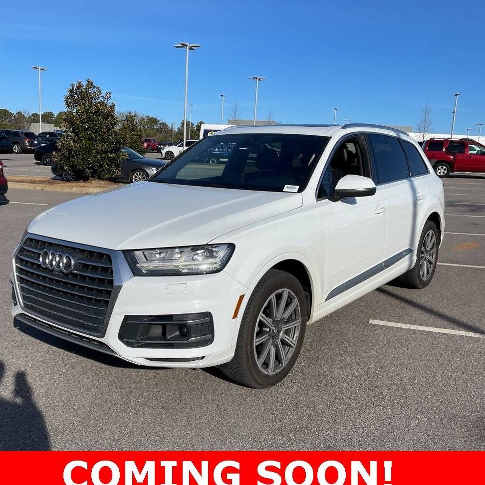 AUDI Q7 2017 WA1LAAF71HD024875 image