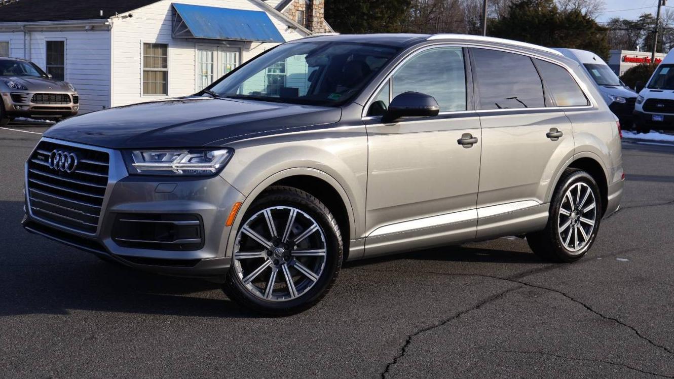 AUDI Q7 2017 WA1LAAF79HD008620 image