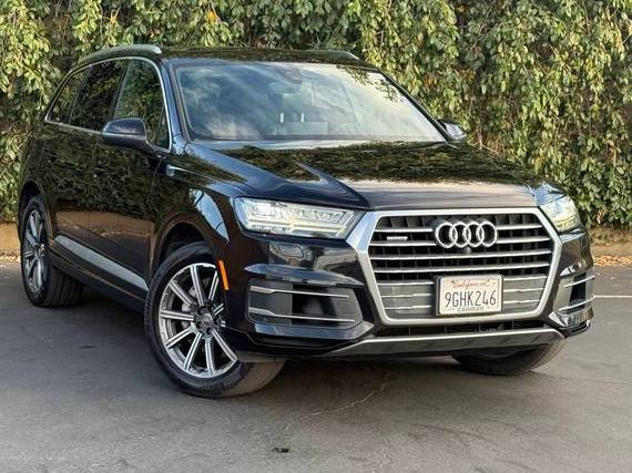 AUDI Q7 2017 WA1LAAF70HD020672 image