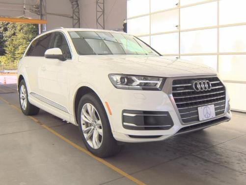AUDI Q7 2017 WA1LAAF74HD042836 image