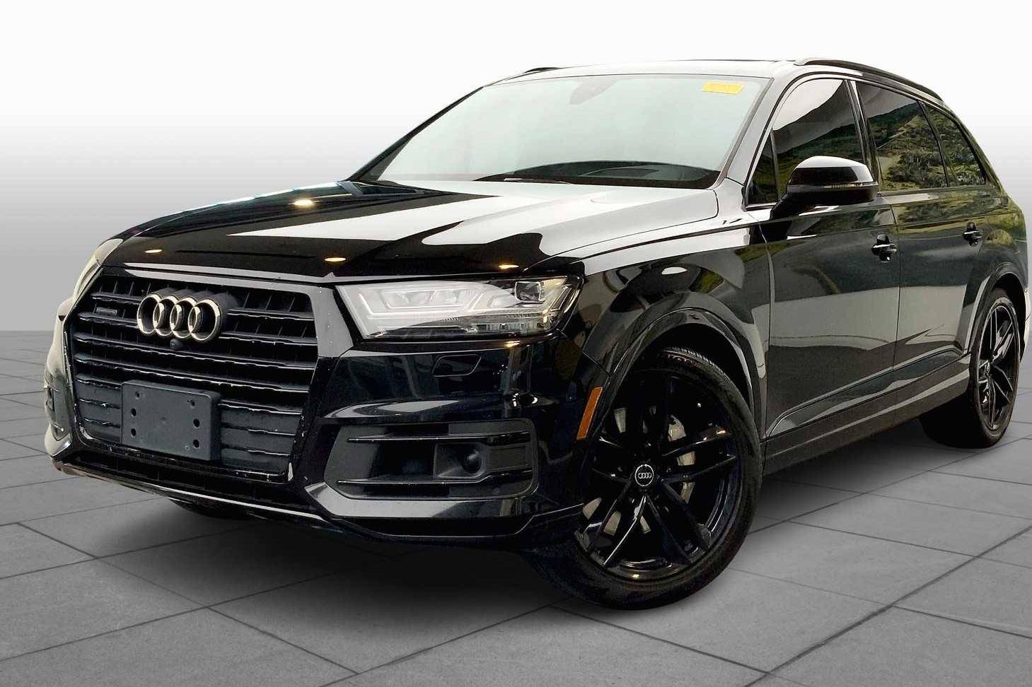 AUDI Q7 2017 WA1VAAF72HD035926 image