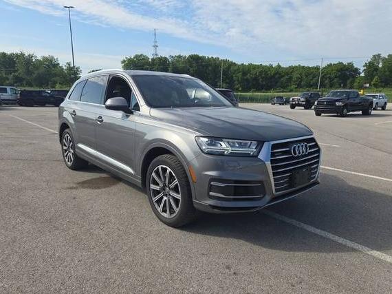 AUDI Q7 2017 WA1LAAF79HD021111 image