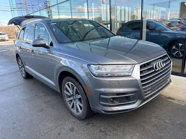 AUDI Q7 2017 WA1LHAF73HD059395 image