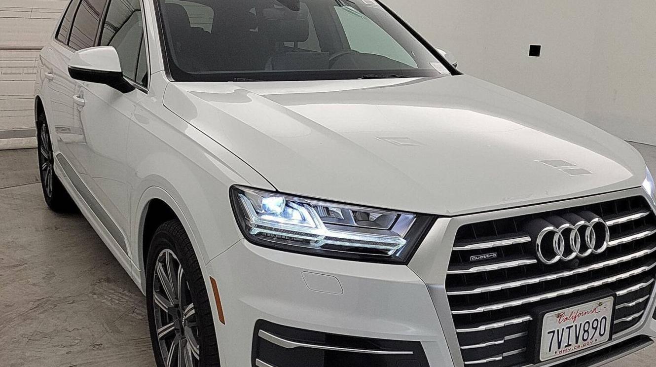 AUDI Q7 2017 WA1LAAF75HD026807 image