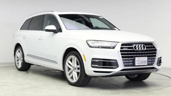 AUDI Q7 2017 WA1VAAF76HD055130 image