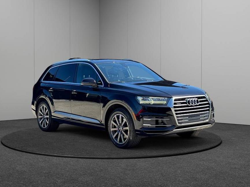 AUDI Q7 2017 WA1LAAF78HD012822 image