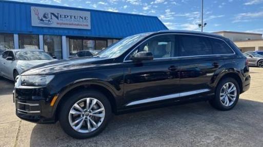 AUDI Q7 2017 WA1LAAF79HD033937 image