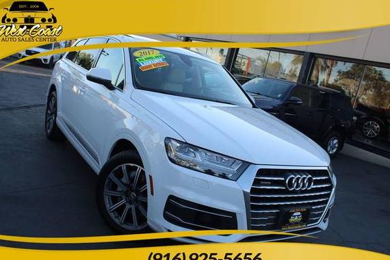 AUDI Q7 2017 WA1LAAF74HD049110 image AUDI Q7 2017 WA1LAAF74HD049110 image