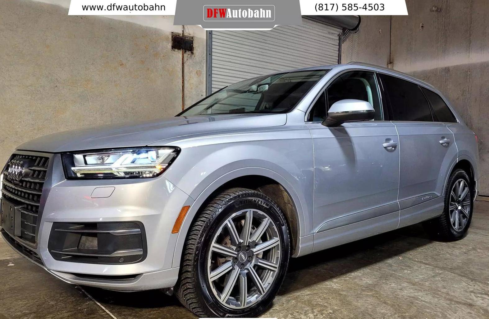 AUDI Q7 2017 WA1LAAF74HD005009 image