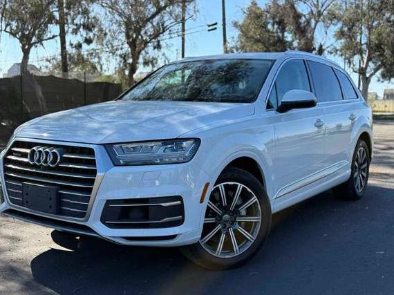 AUDI Q7 2017 WA1LAAF72HD021256 image AUDI Q7 2017 WA1LAAF72HD021256 image